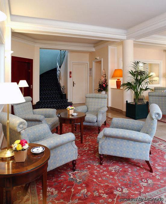 Hotel Timhotel Opéra Blanche Fontaine 4*