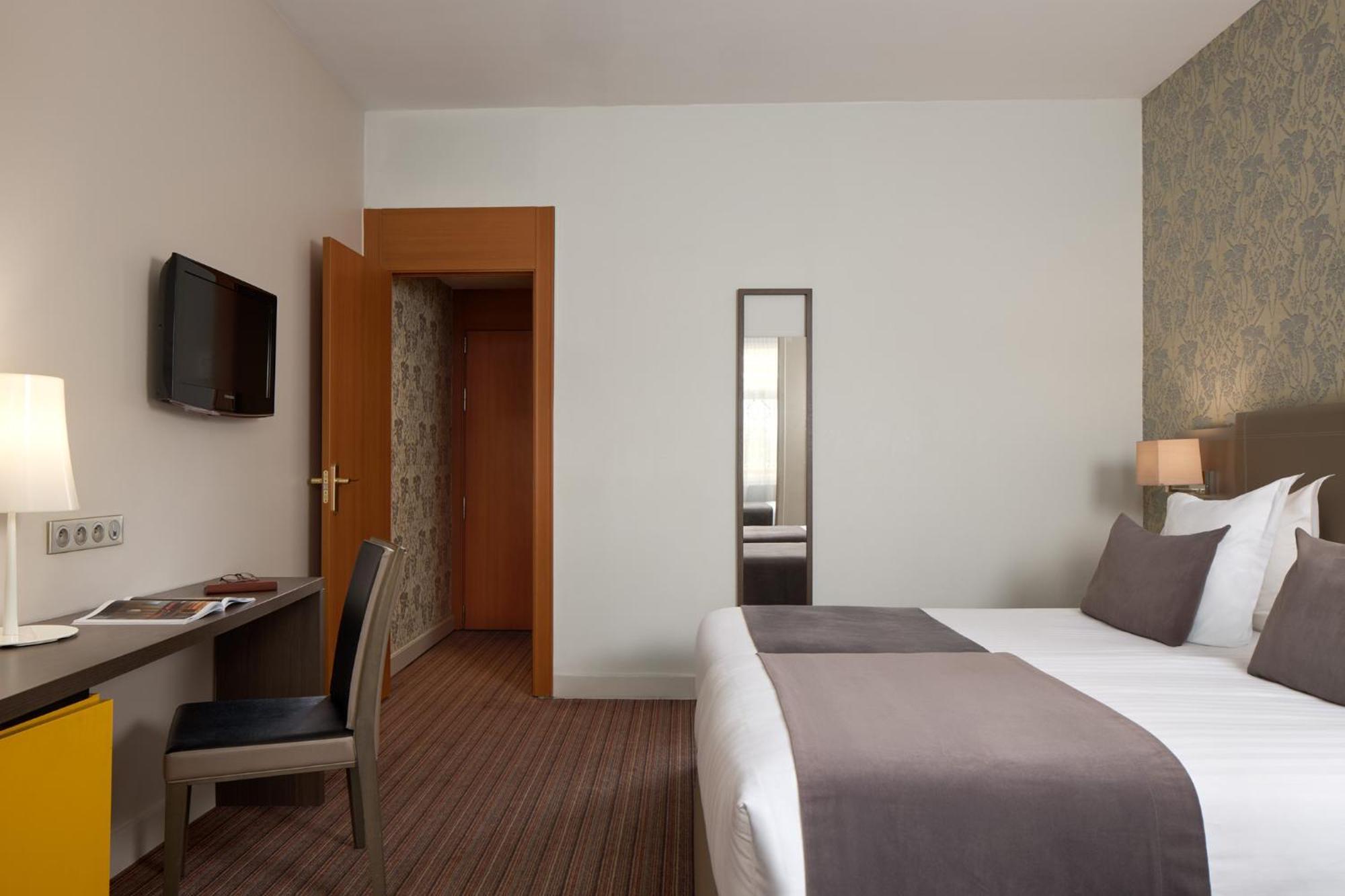 Timhotel Opéra Blanche Fontaine 4* Parigi